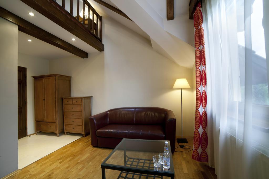 Neohotel Airport Szczyglice Kamer foto